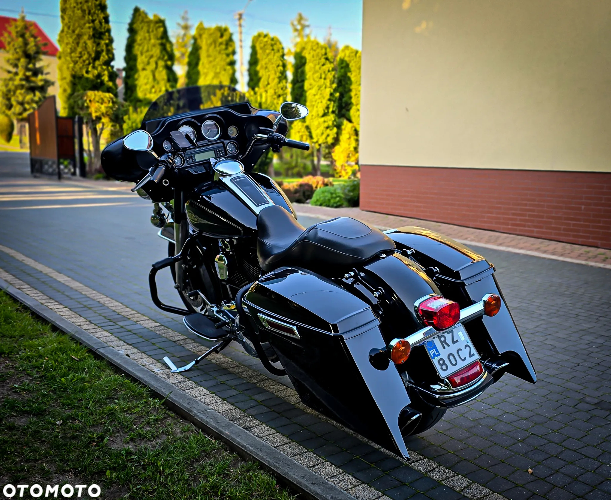 Harley-Davidson FLHS Electra Glide - 3