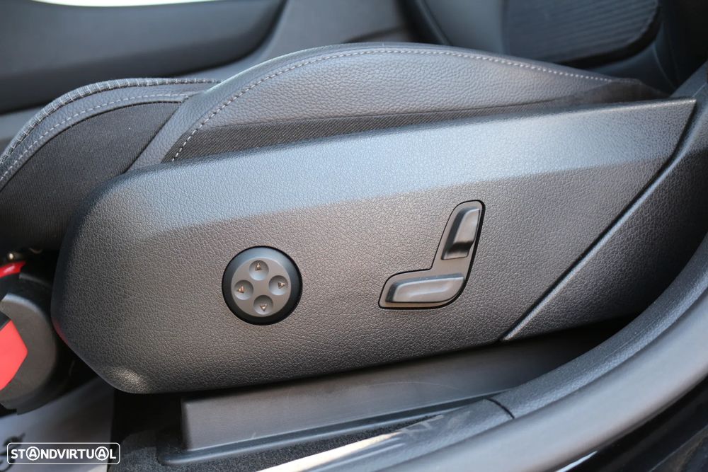 Mercedes-Benz GLC 300 de 4Matic - 18