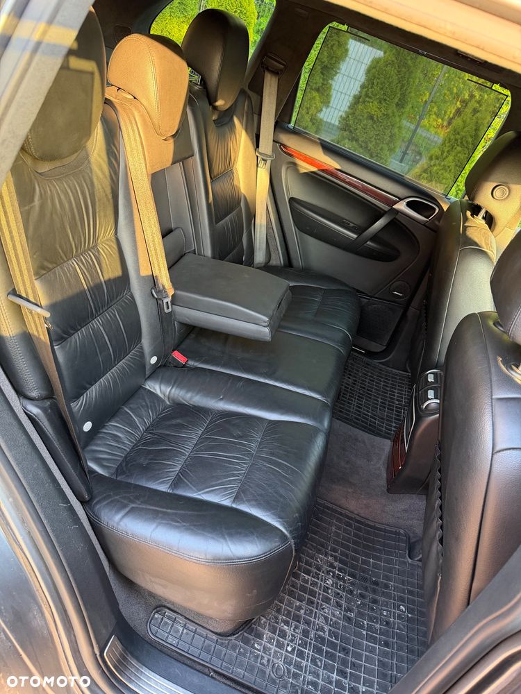 Porsche Cayenne - 12
