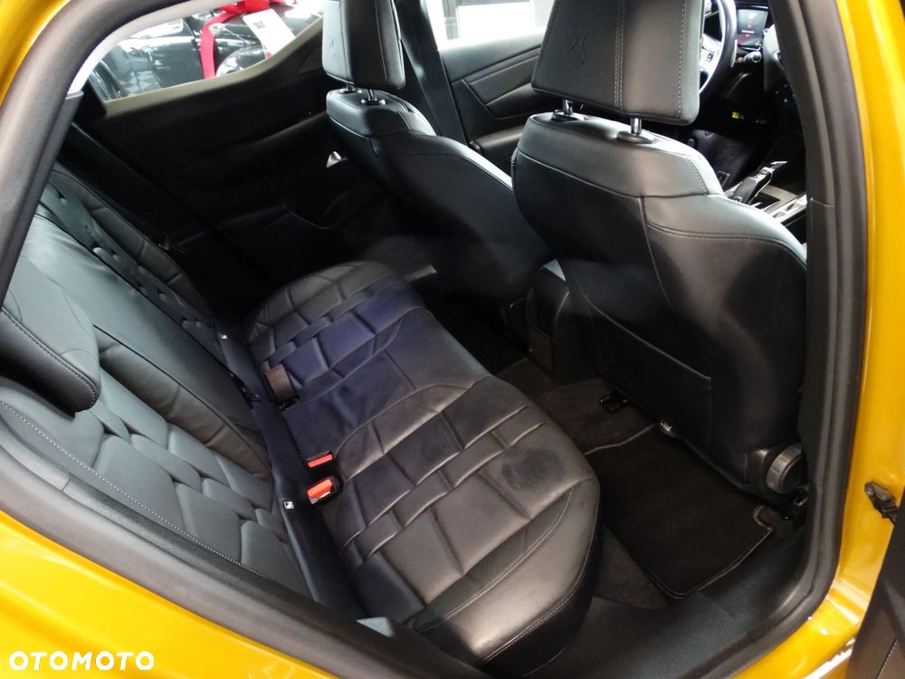 DS Automobiles DS 3 Crossback 1.2 PureTech Grand Chic - 22