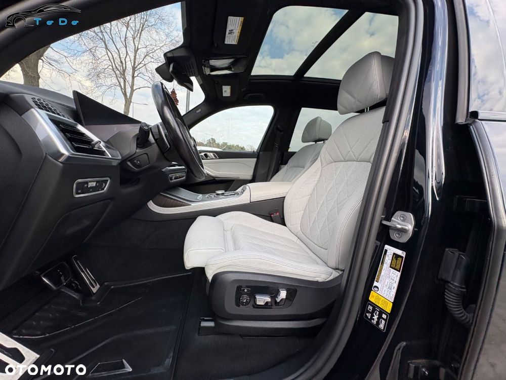 BMW X7 xDrive40i mHEV Individual Edition sport - 22