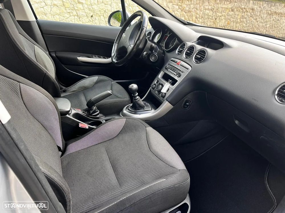 Peugeot 308 1.6 HDi Executive CVM6 - 6