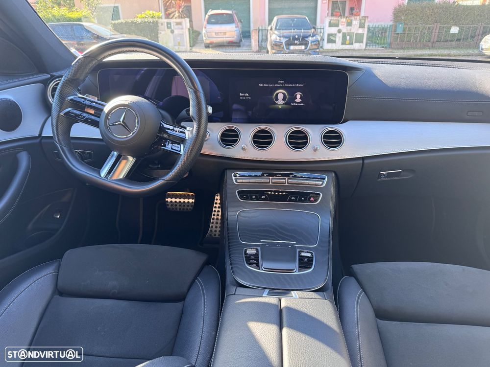 Mercedes-Benz E 220 d AMG Line - 26