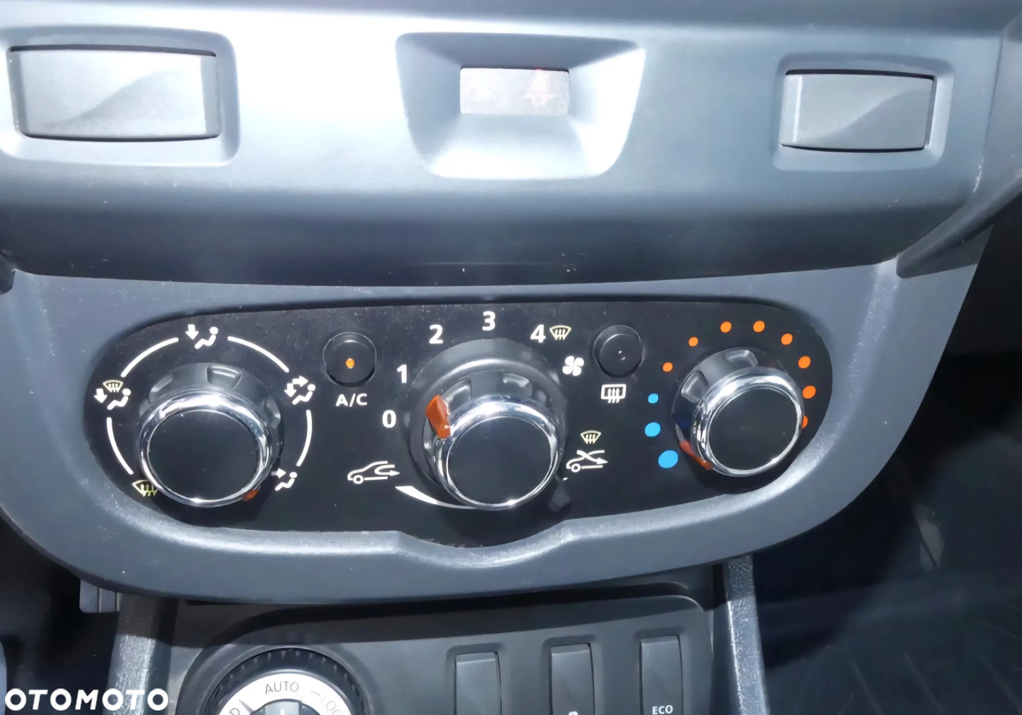 Dacia Duster 1.5 dCi Celebration - 10