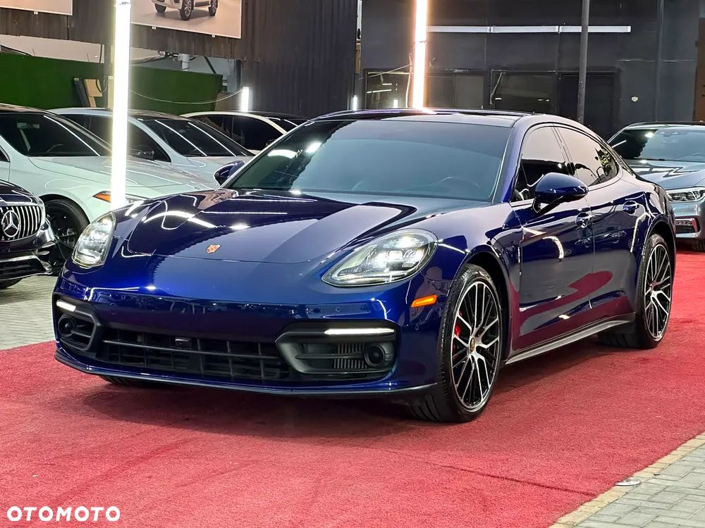 Porsche Panamera 4S - 5