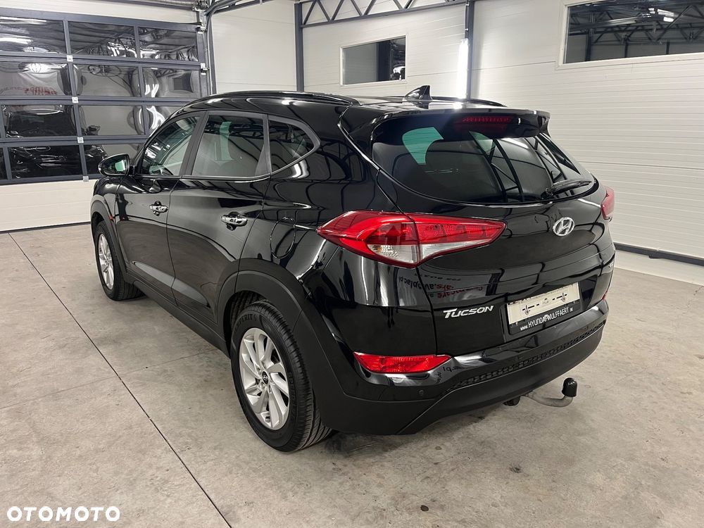 Hyundai Tucson blue 1.7 CRDi 2WD Intro Edition - 6