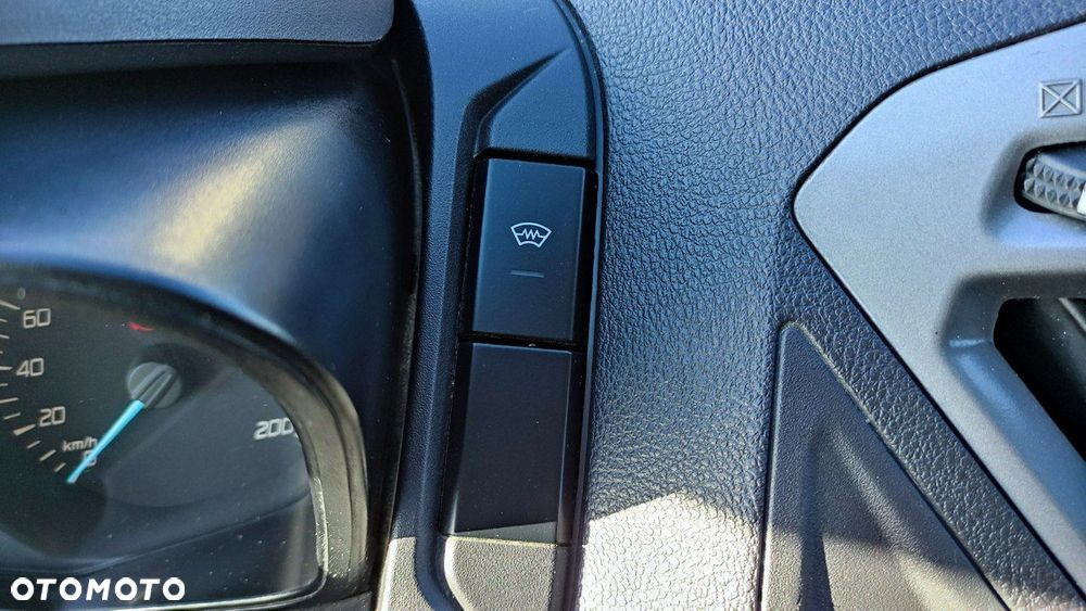 Ford Transit Custom - 32