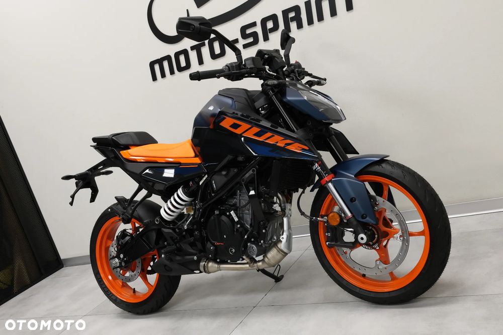KTM Duke 125 - 8