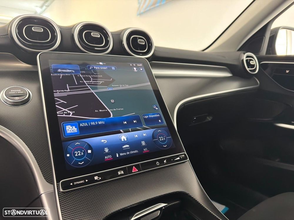 Mercedes-Benz C 200 AMG Line - 24