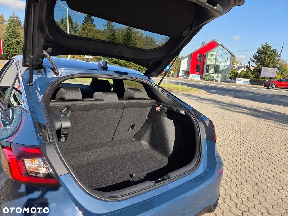 Honda Civic 2.0 i-MMD Elegance BSI CVT - 10