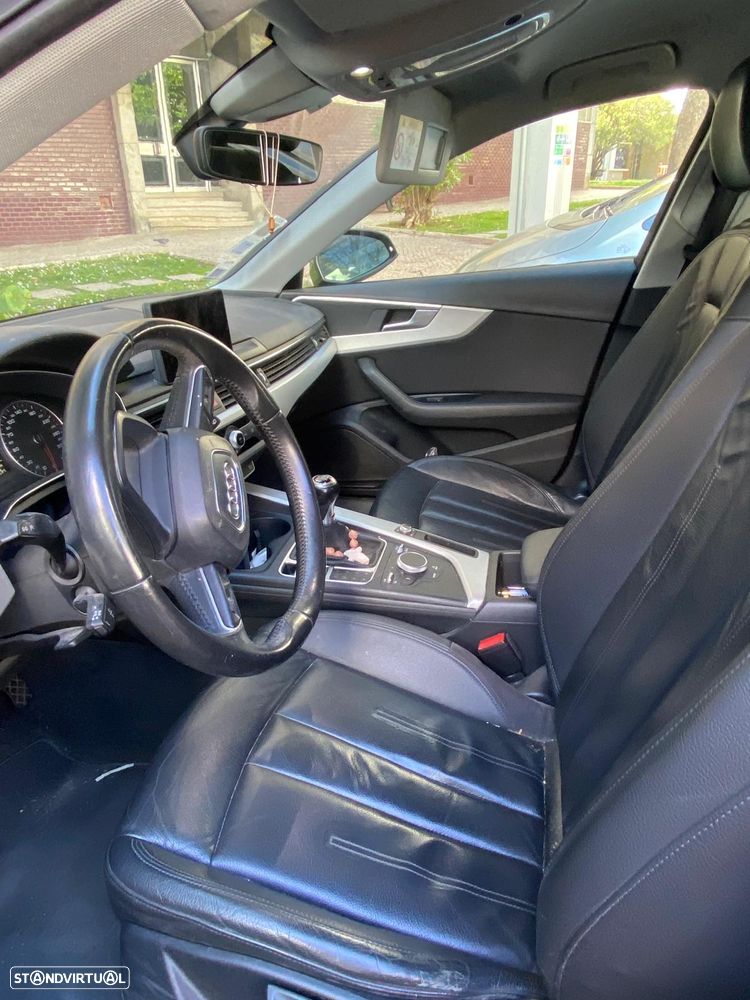 Audi A4 Avant 2.0 TDI - 1