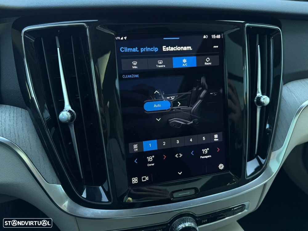 Volvo V60 2.0 T6 AWD TE Plus Bright - 51