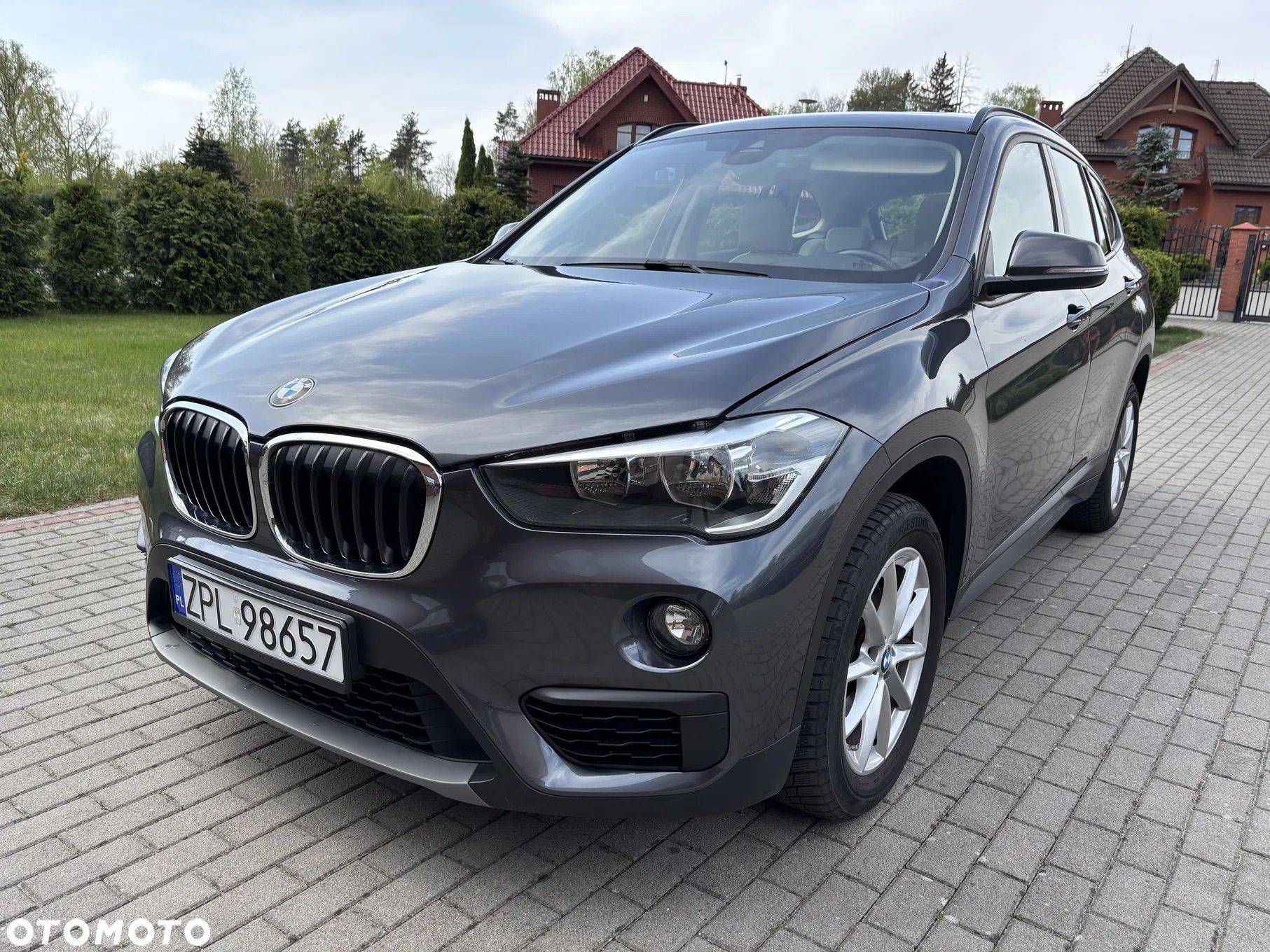 BMW X1 sDrive18i Advantage - 1
