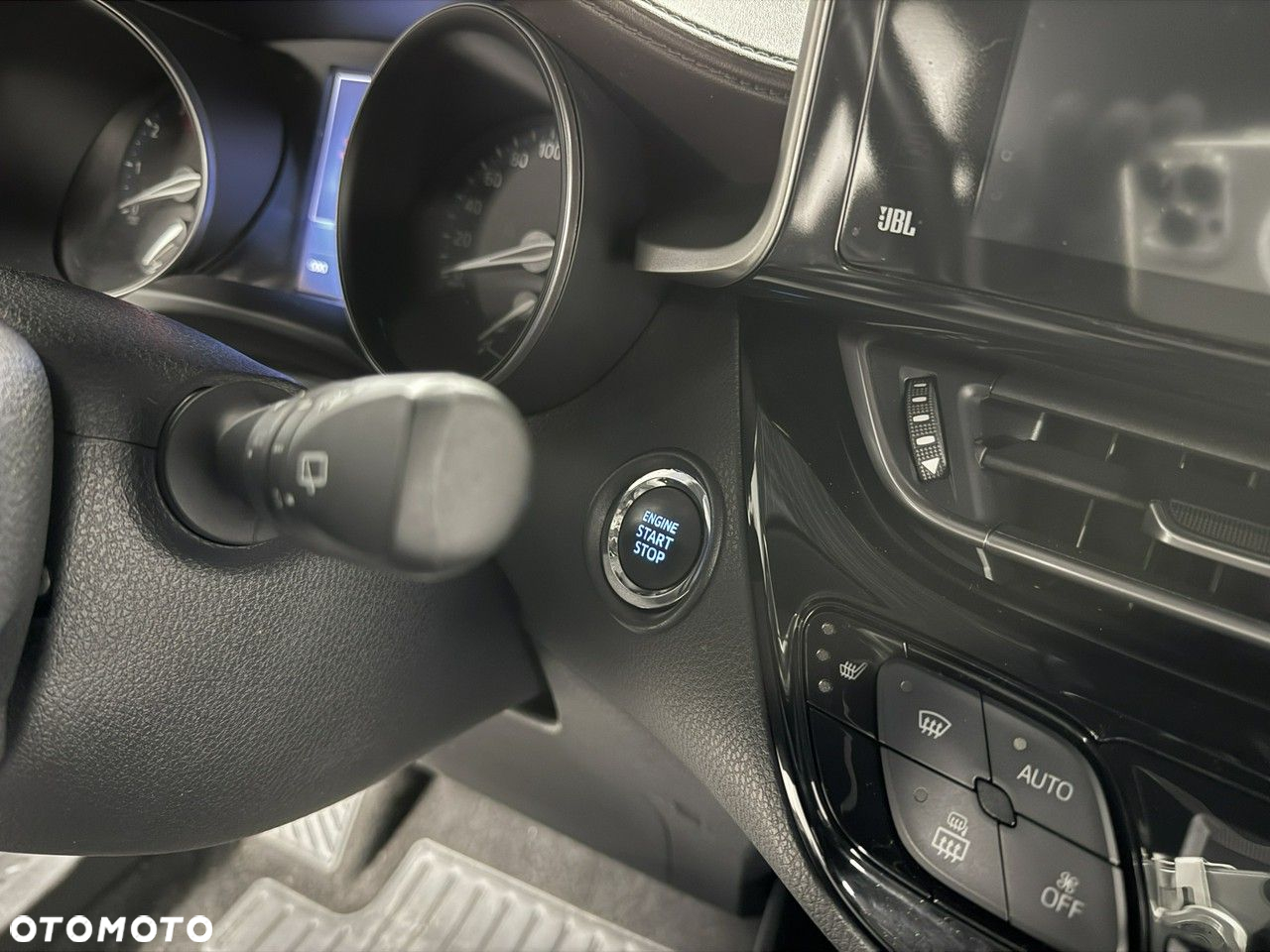 Toyota C-HR 1.2 Turbo Lounge - 21