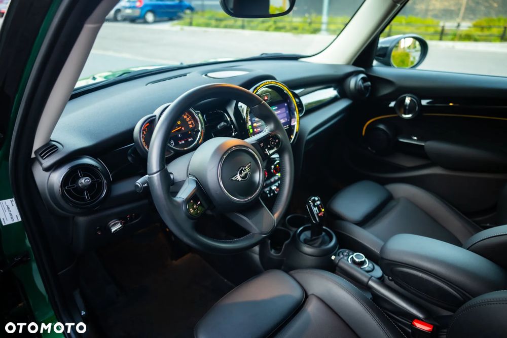 MINI Cooper Standard - 7