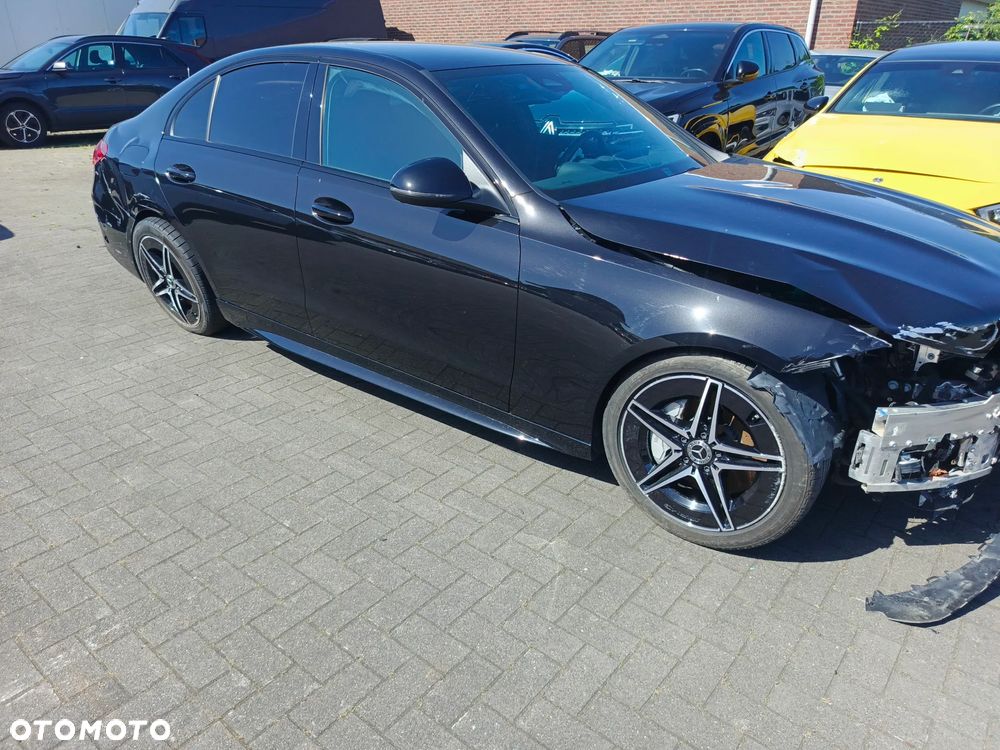 Mercedes-Benz Klasa C 300 e PHEV 4-Matic AMG - 4