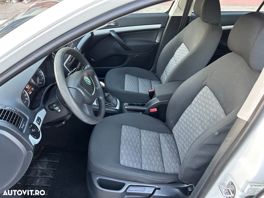 Skoda Octavia 1.6 TDI Ambition - 6