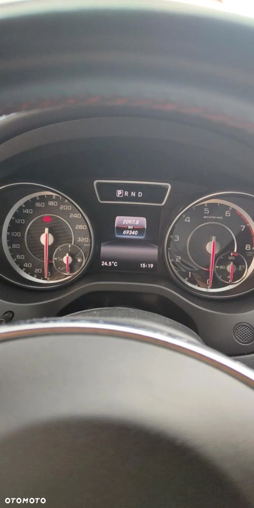 Mercedes-Benz CLA AMG 45 4-Matic - 10