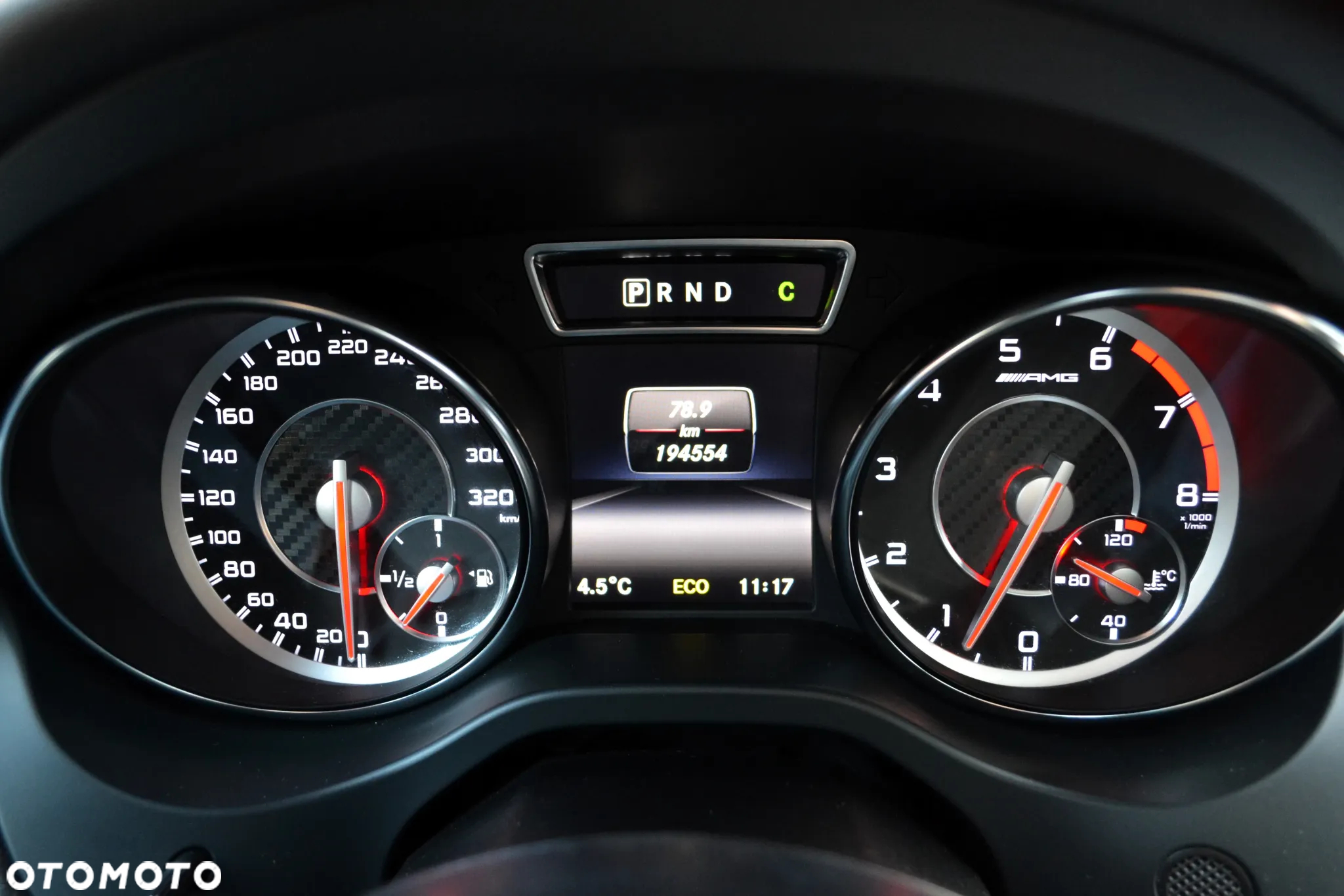 Mercedes-Benz CLA 45 AMG 4-Matic - 40