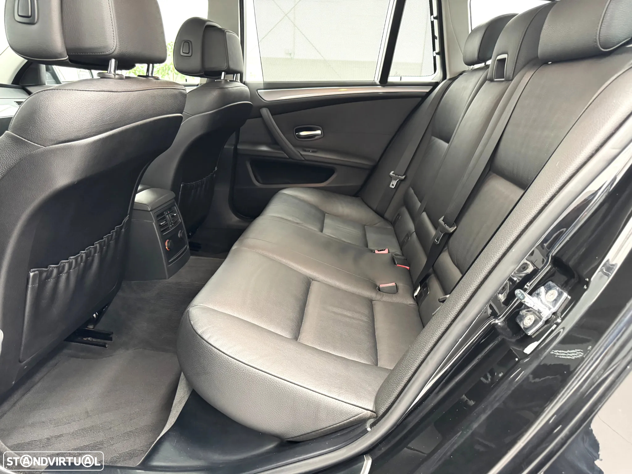 BMW 520 d Touring Executive - 30