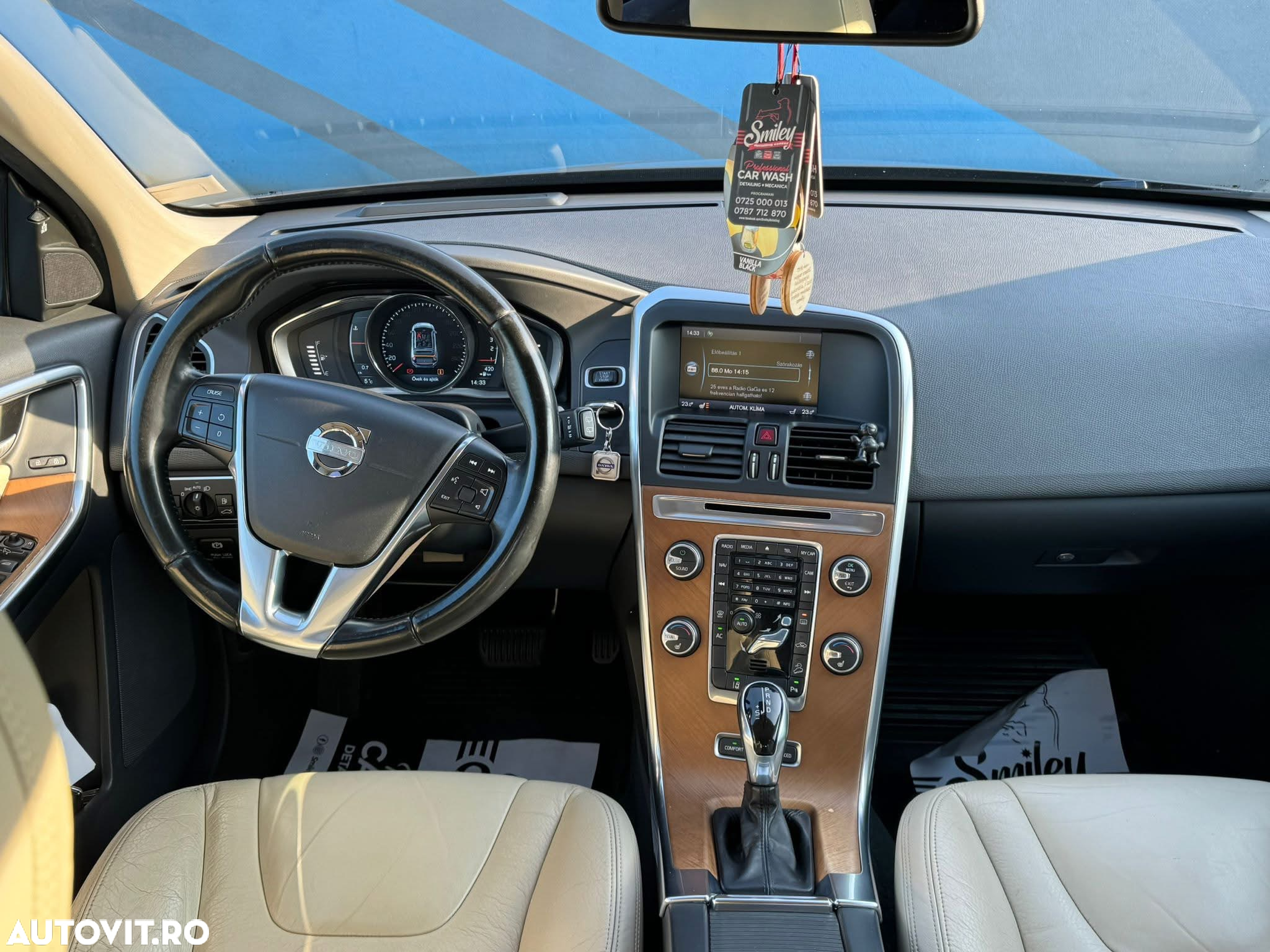 Volvo XC 60 D5 AWD Summum - 14