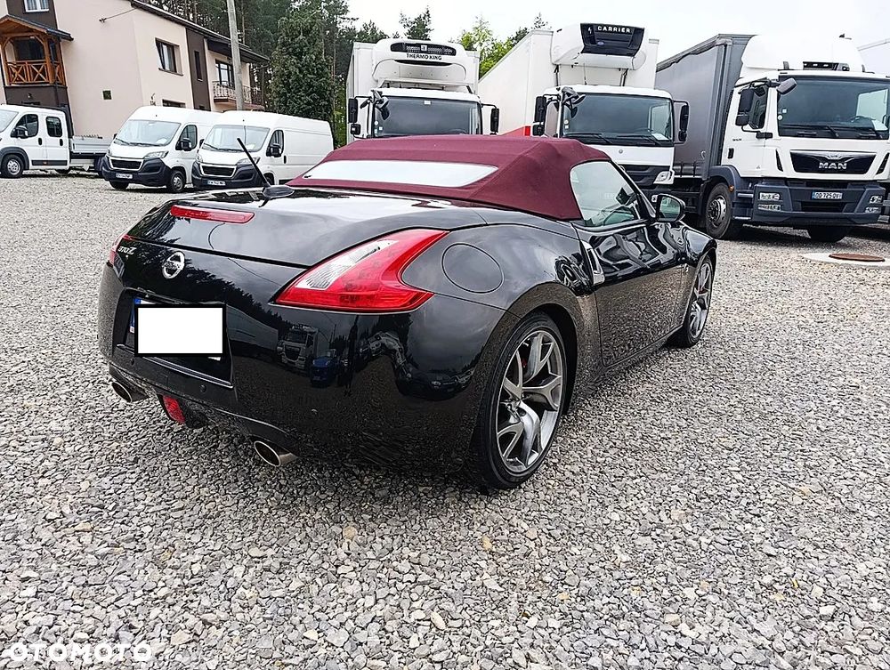 Nissan 370 Z 3.7 V6 Platinum - 4