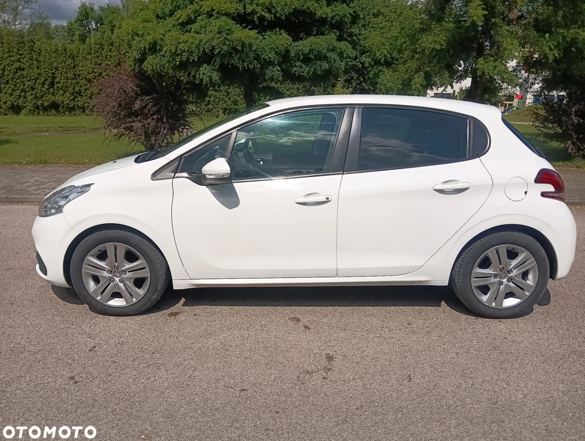 Peugeot 208 1.6 BlueHDi Active - 3