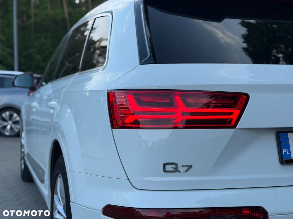 Audi Q7 3.0 TDI ultra Quattro Tiptronic - 11
