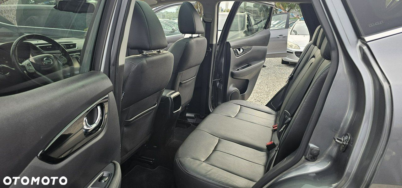 Nissan Qashqai - 14