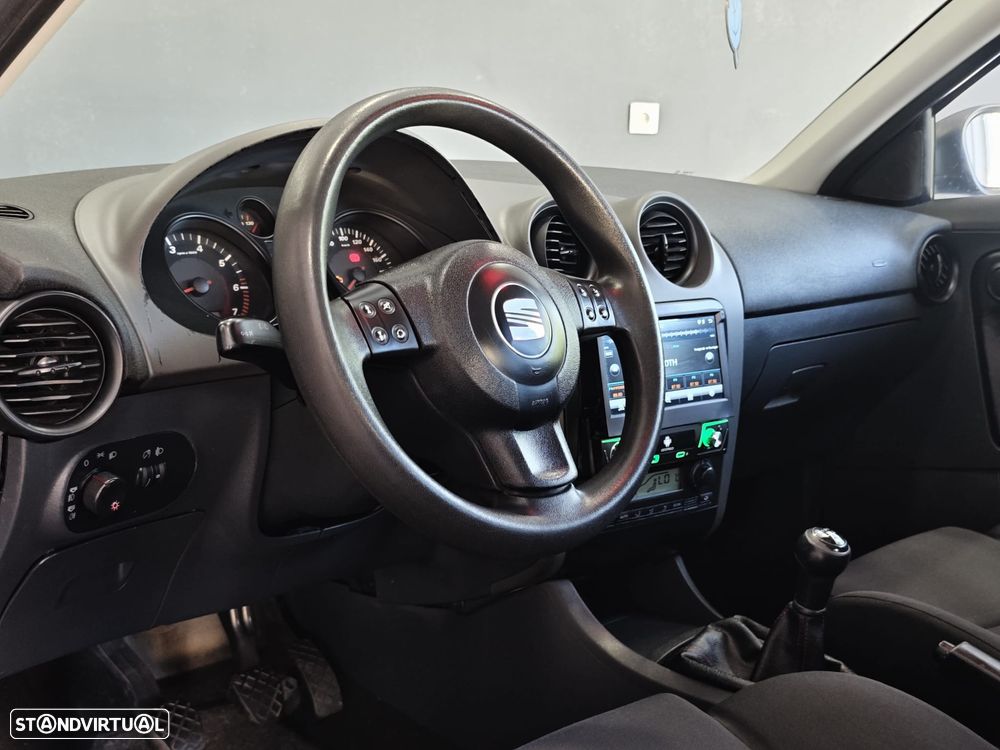 SEAT Ibiza 1.4 16V Sport - 25