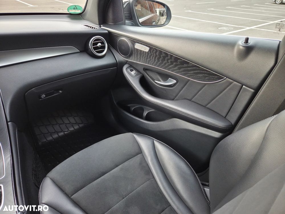 Mercedes-Benz GLC 220 d 4MATIC 9G-TRONIC AMG Line - 21