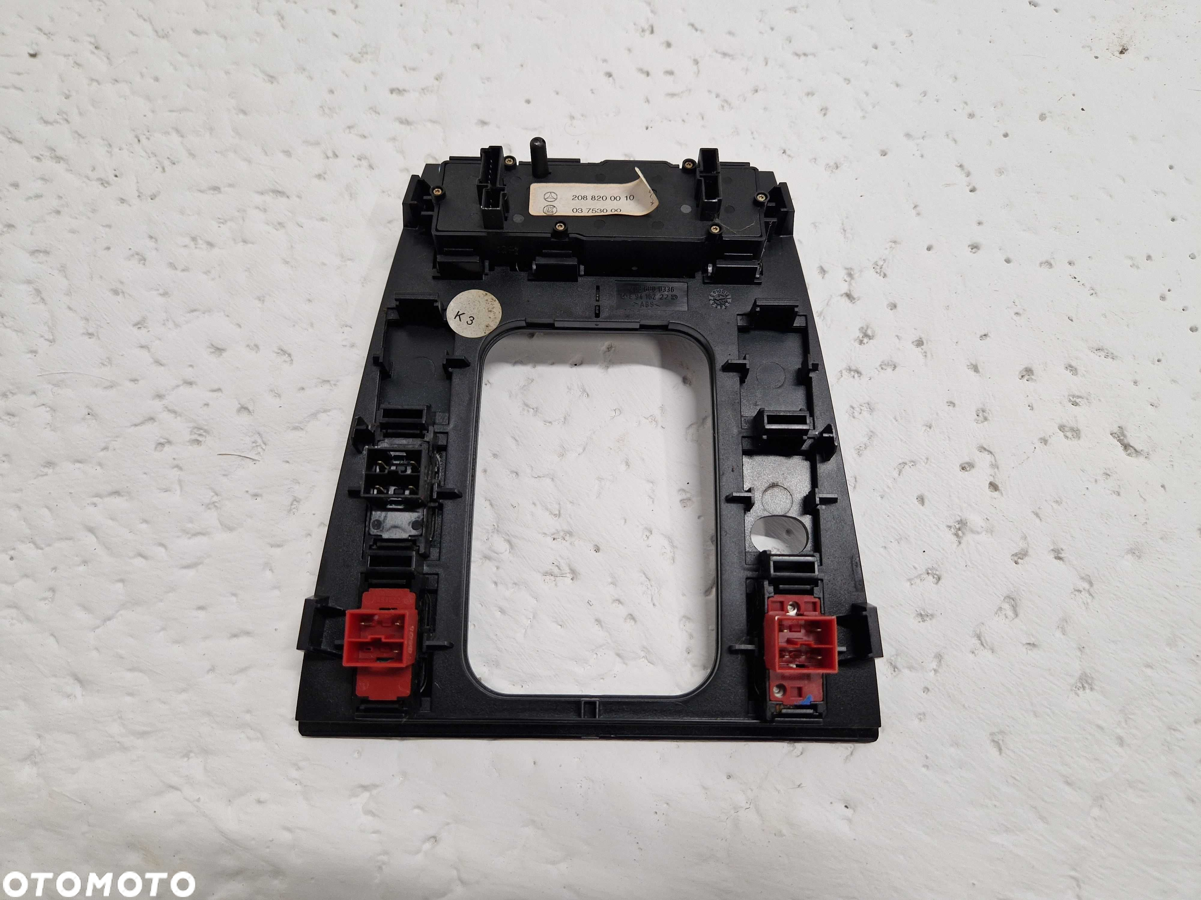 Komplet Ramka Biegów Przyciski Przełączniki Mercedes CLK W208 - 5