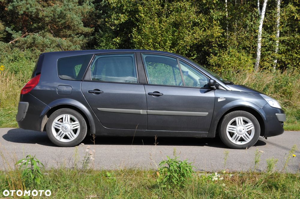 Renault Grand Scenic 1.9 dCi FAP Dynamique - 7