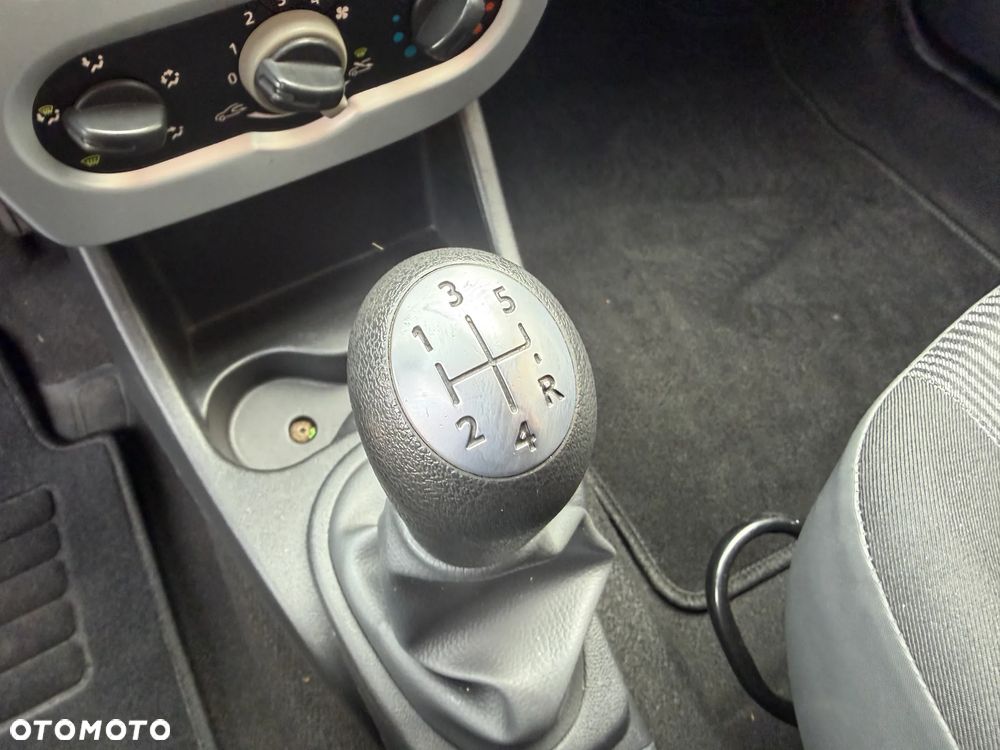 Dacia Sandero 1.4 MPI Ambiance - 17