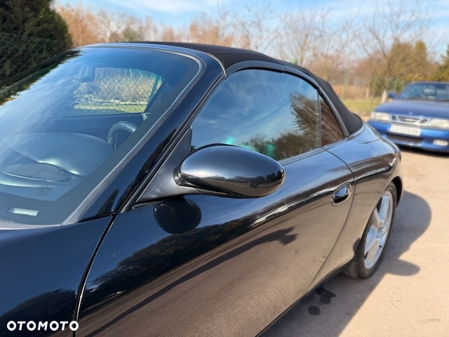 Porsche 911 Carrera Cabrio - 14
