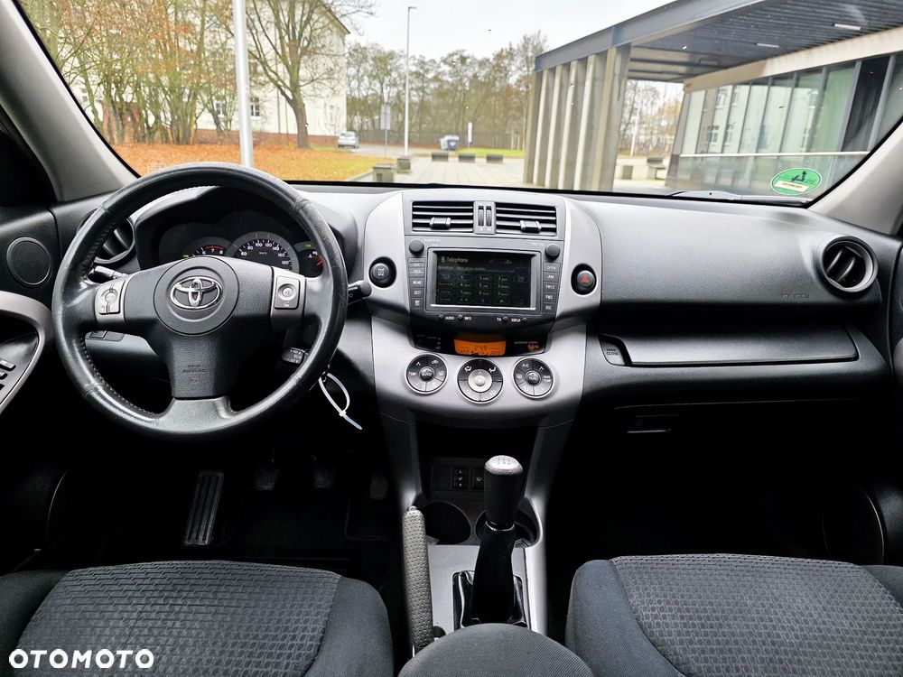 Toyota RAV4 2.0 4x4 Executive - 12