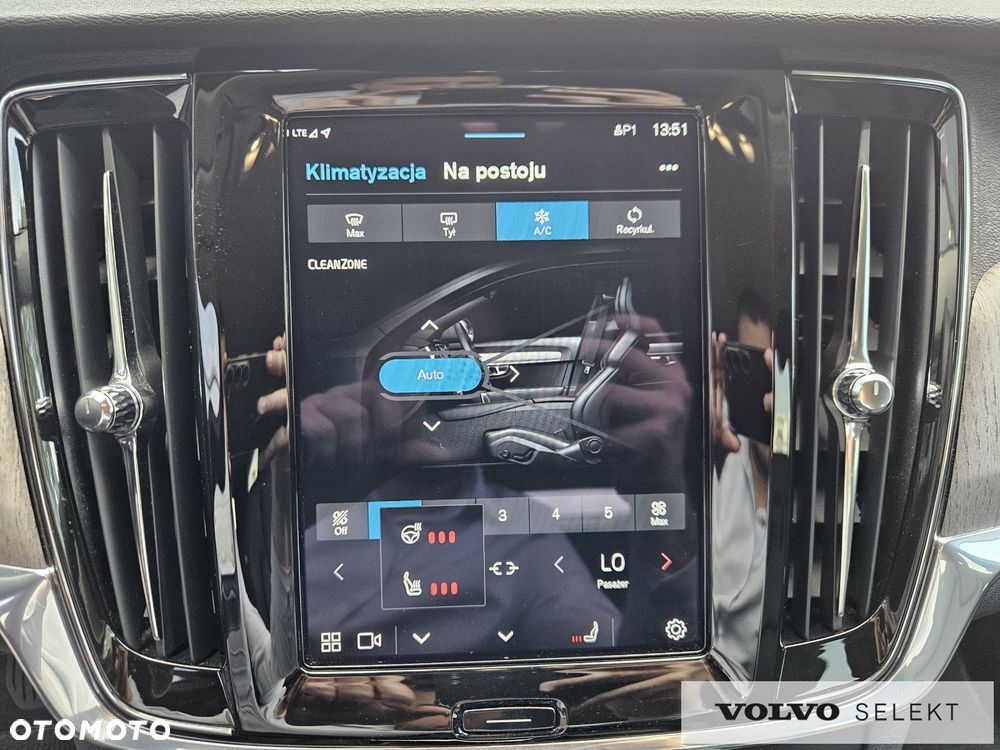 Volvo V90 Cross Country - 18