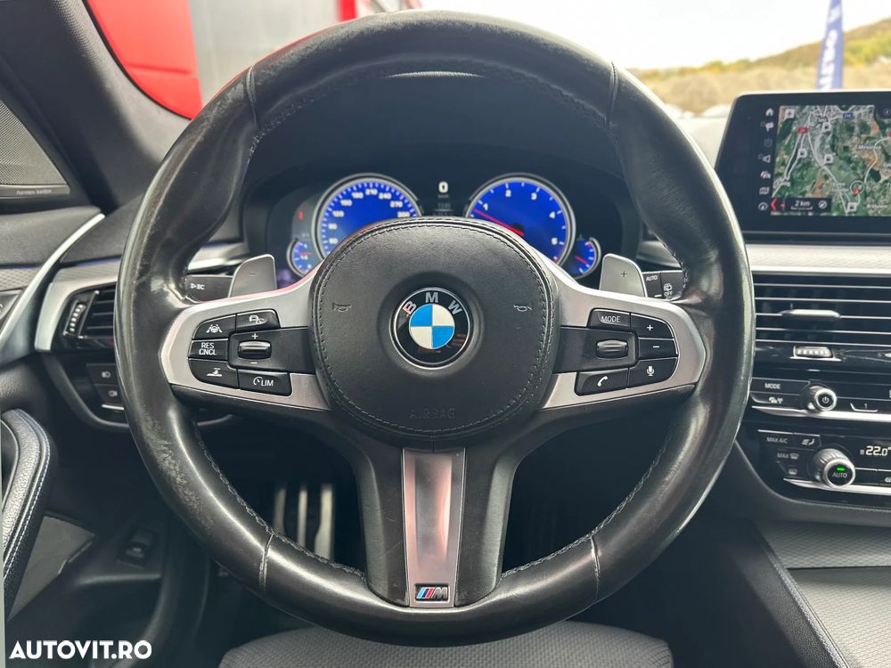 BMW Seria 5 530d xDrive AT - 22