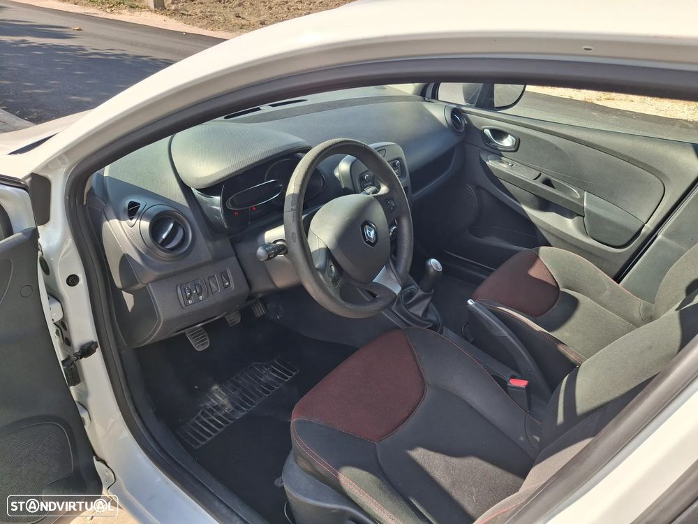 Renault Clio 1.5 dCi Confort - 4