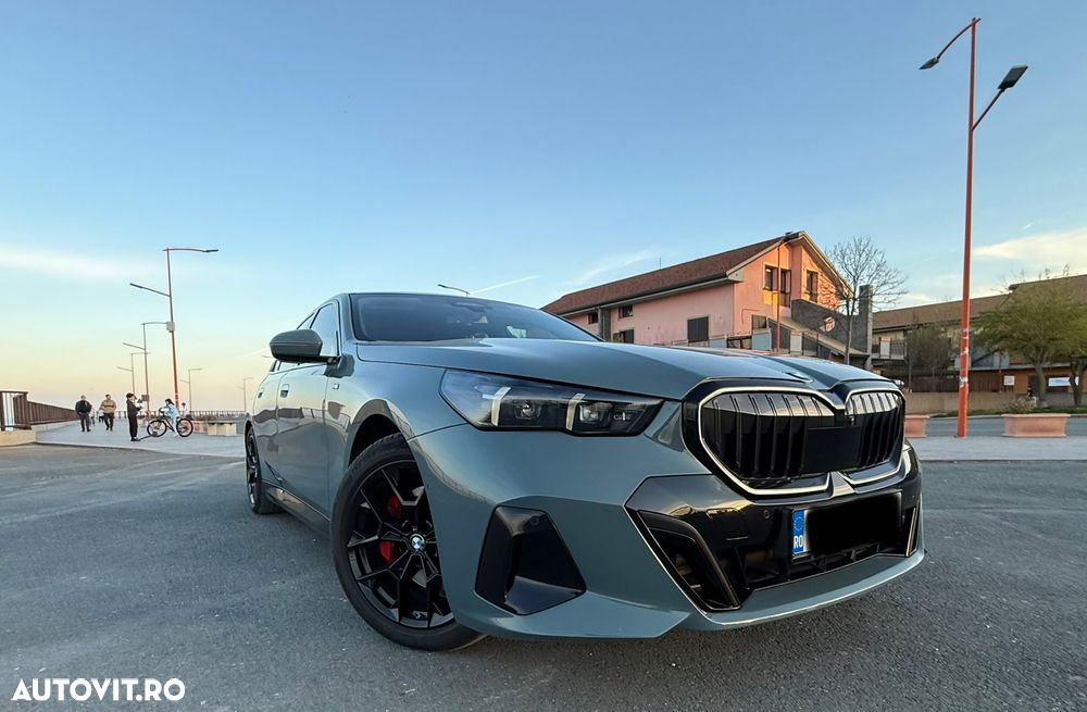 BMW Seria 5 520i AT MHEV - 1