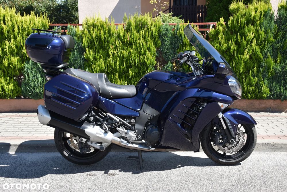 Kawasaki GTR - 5