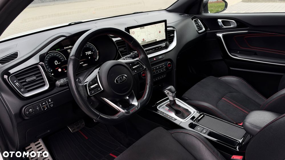 Kia ProCeed 1.6 T-GDI DCT7 OPF GT - 25