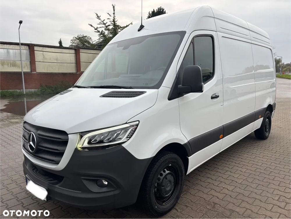 Mercedes-Benz SPRINTER - 1