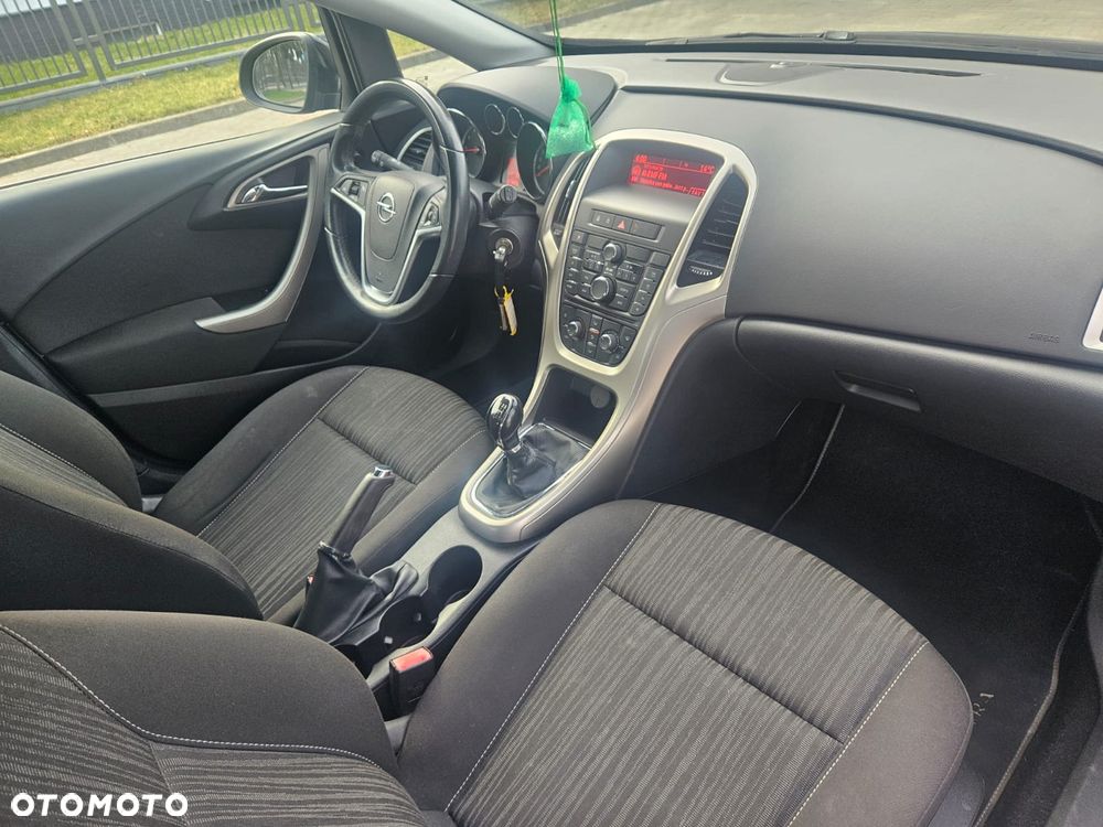 Opel Astra 1.4 Turbo - 13