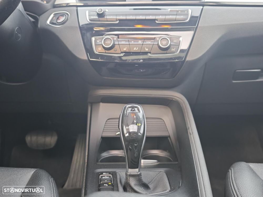 BMW X1 18 d sDrive Auto - 31