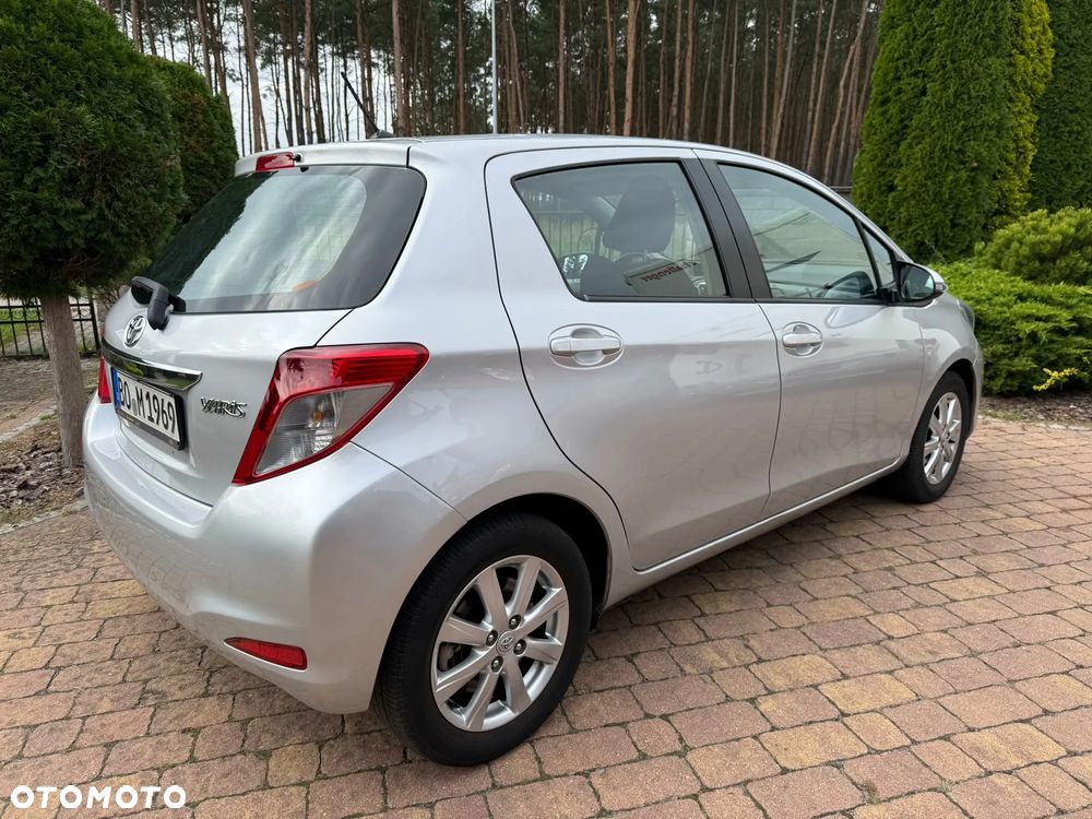 Toyota Yaris 1.33 VVT-i Multidrive S Executive - 9