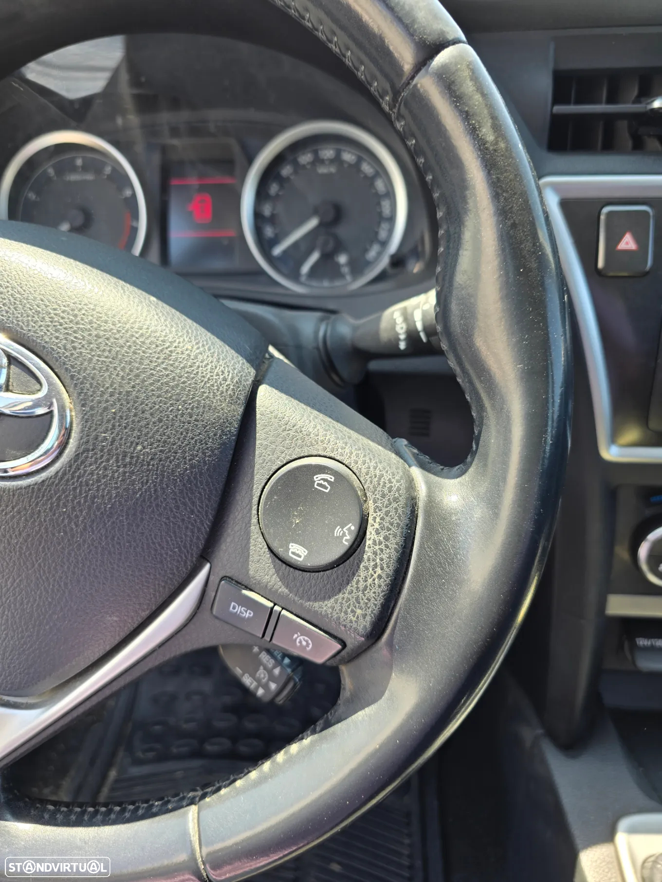 Toyota Auris Touring Sports 1.6 VVT-i Exclusive - 10