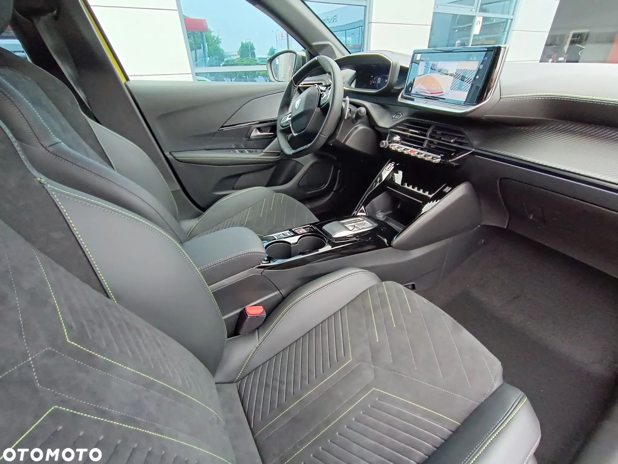 Peugeot 208 1.2 mHEV GT - 21