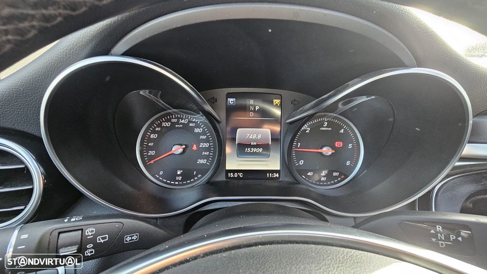 Mercedes-Benz GLC 250 d 4Matic 9G-TRONIC AMG Line - 13