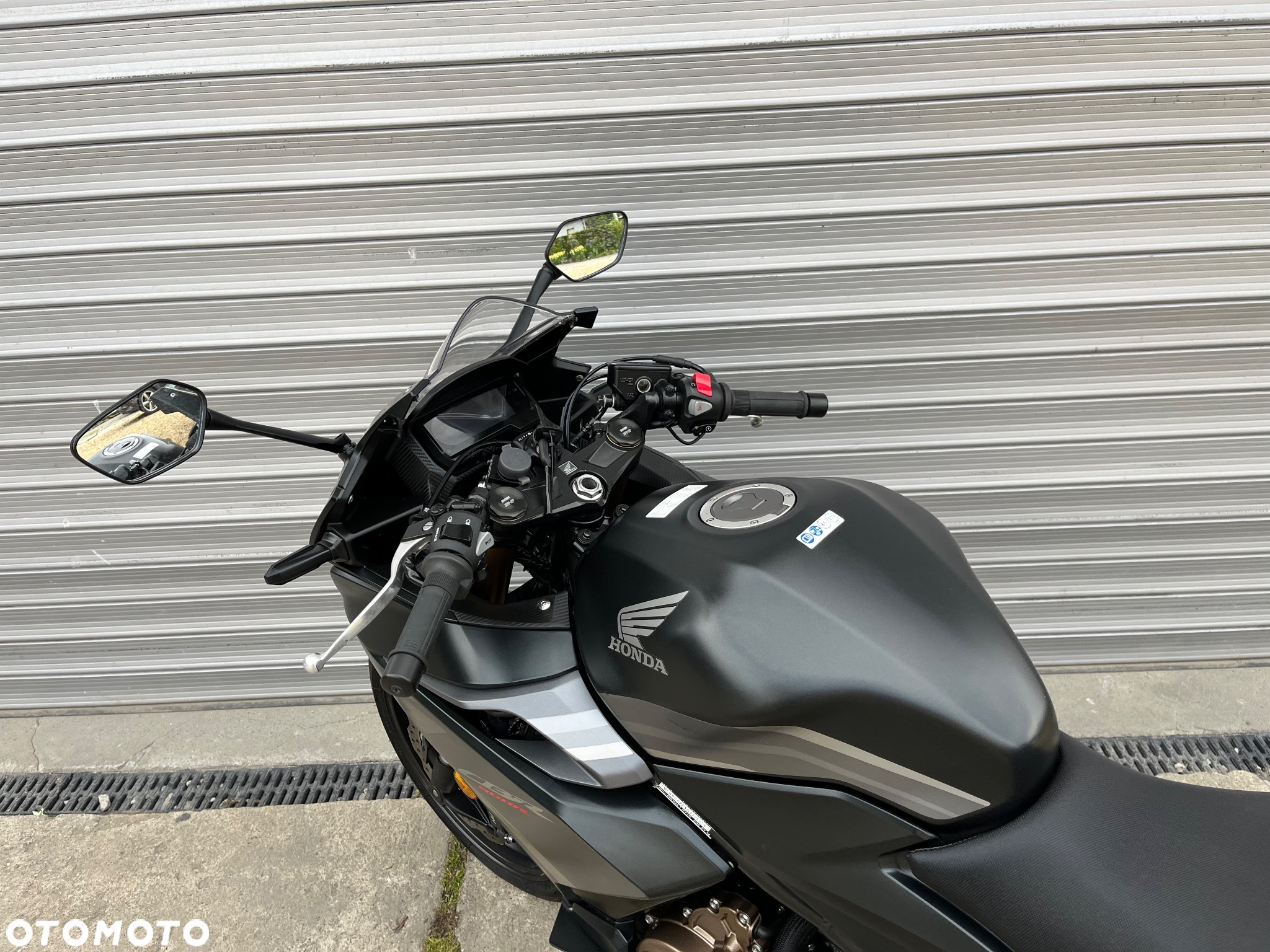 Honda CBR - 19
